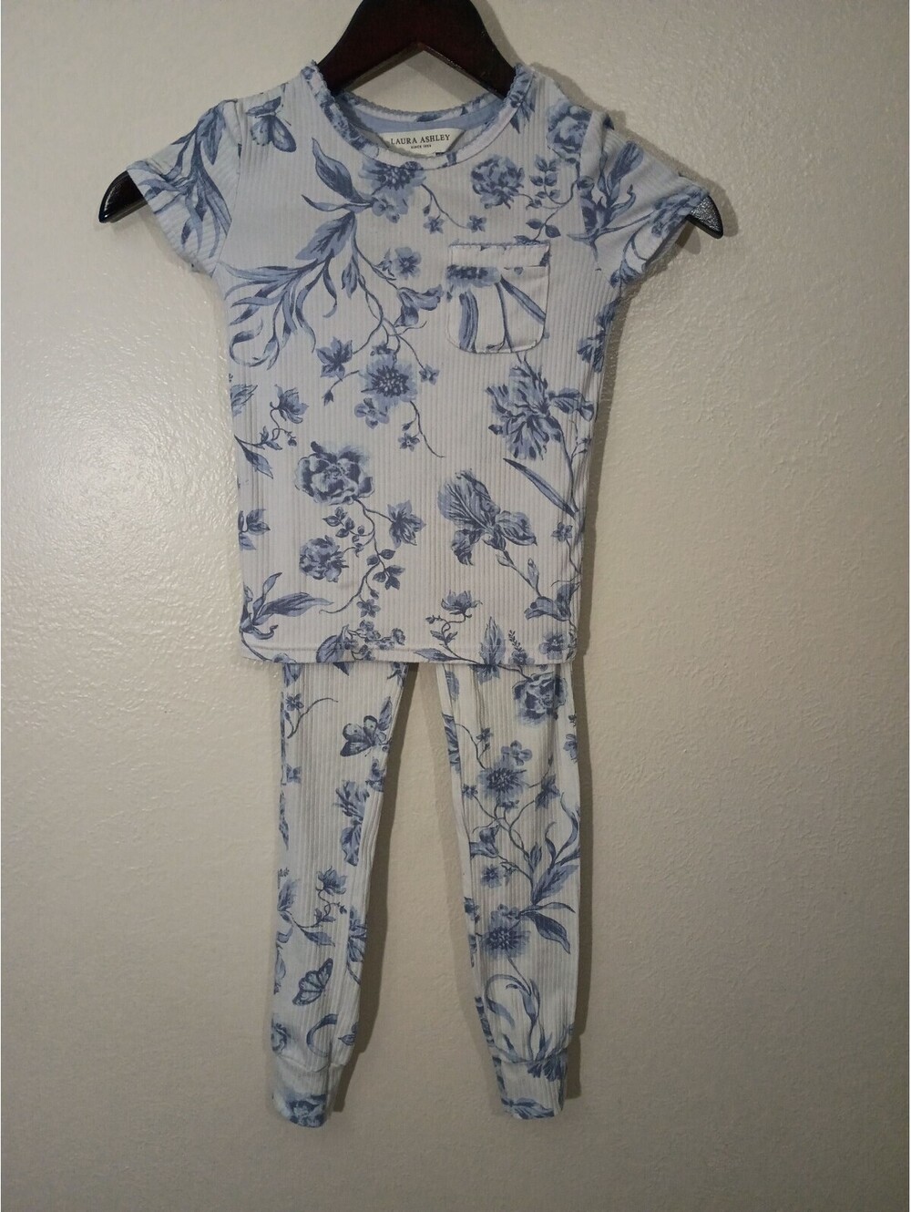 Laura Ashley Girls Floral Print Pajama Set Size 5